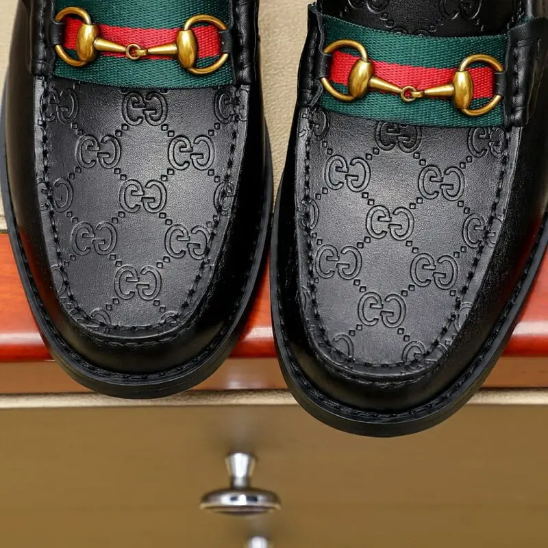 gucci oxfords chaussures pour homme s_12437754